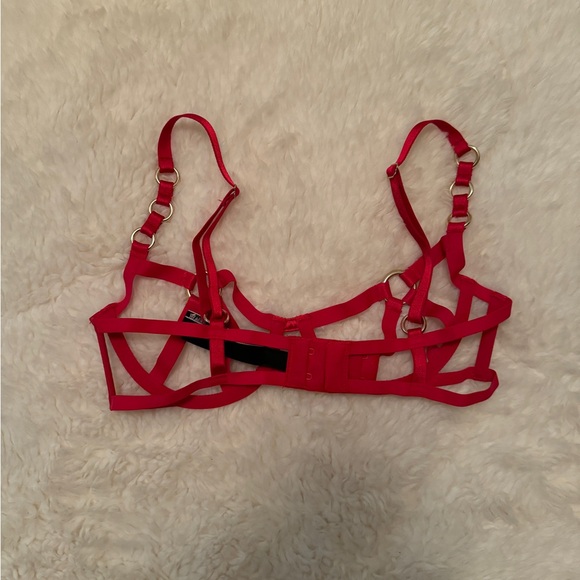 NWOT Victoria’s Secret cage detail lingerie - Picture 6 of 8